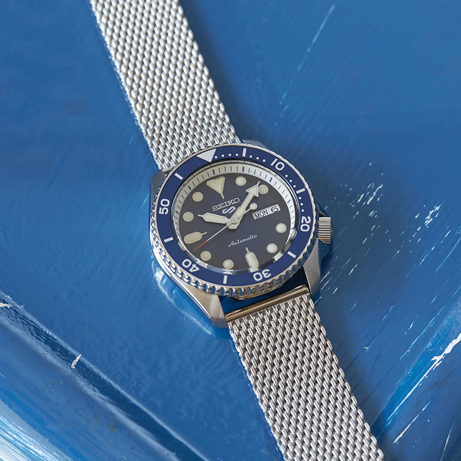 5 Sports Men Automatic Blue Dial Analog Mesh Watch SRPD71K1 - Image 2