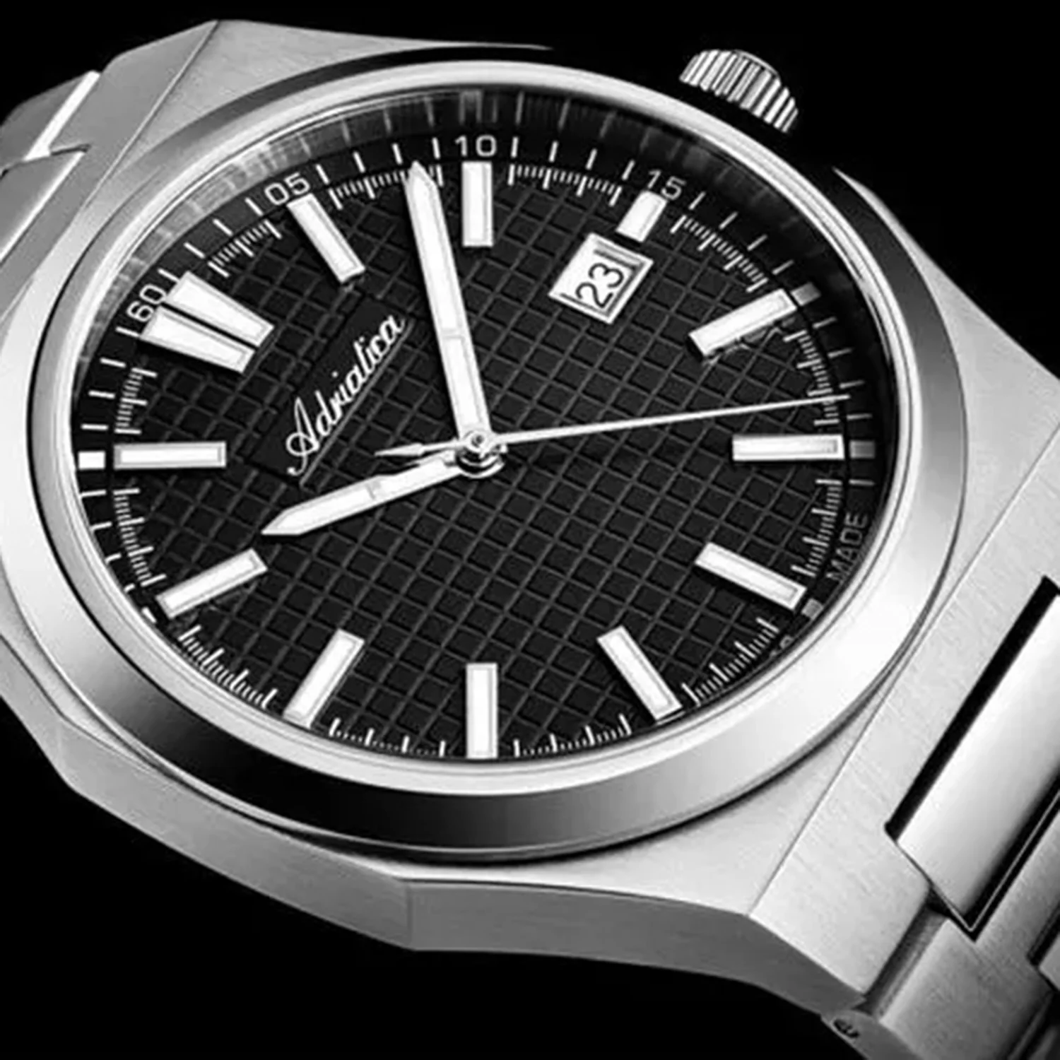 Men Quartz Black Dial Analog Stainless Steel Watch A8326.5114Q - Image 4