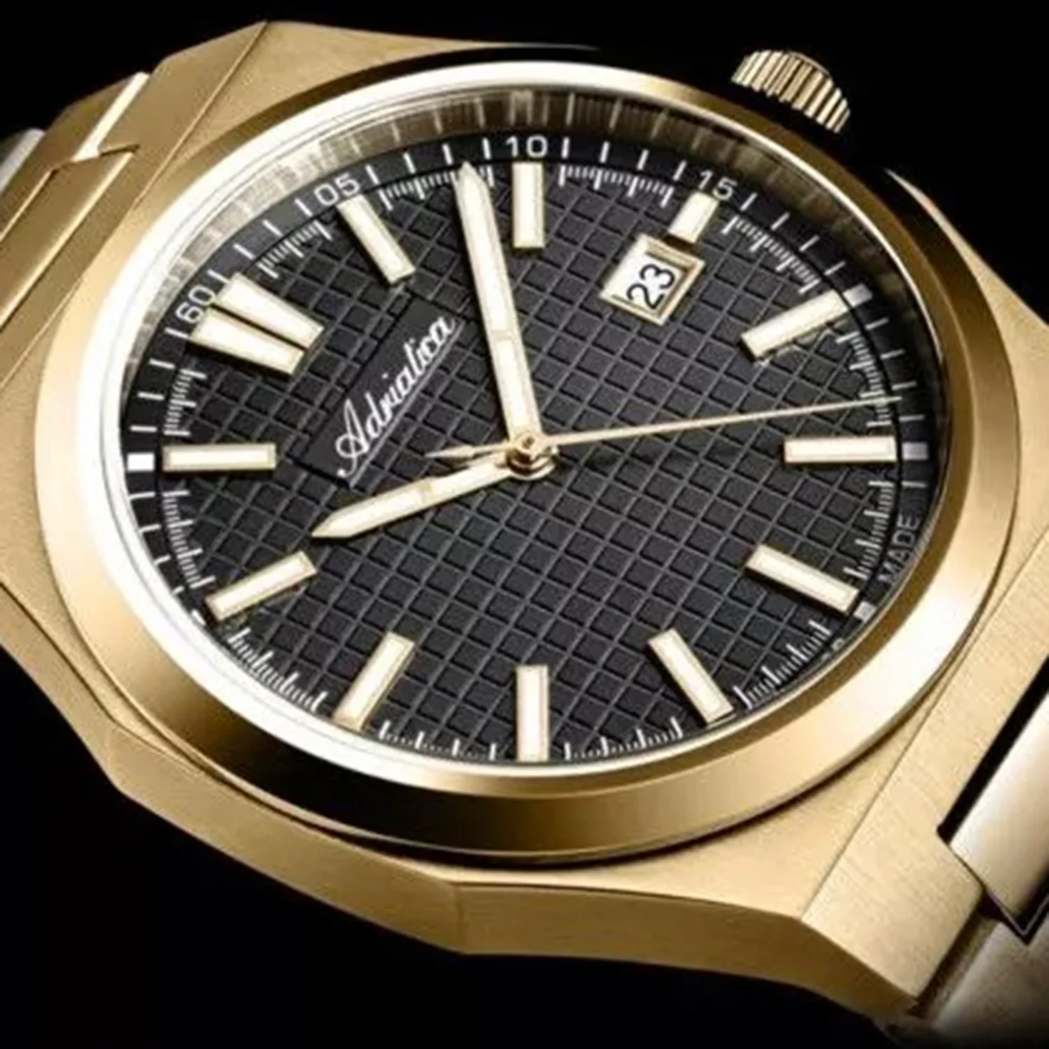 Men Quartz Gun Dial Analog Stainless Steel Watch A8326.1116Q - Image 6