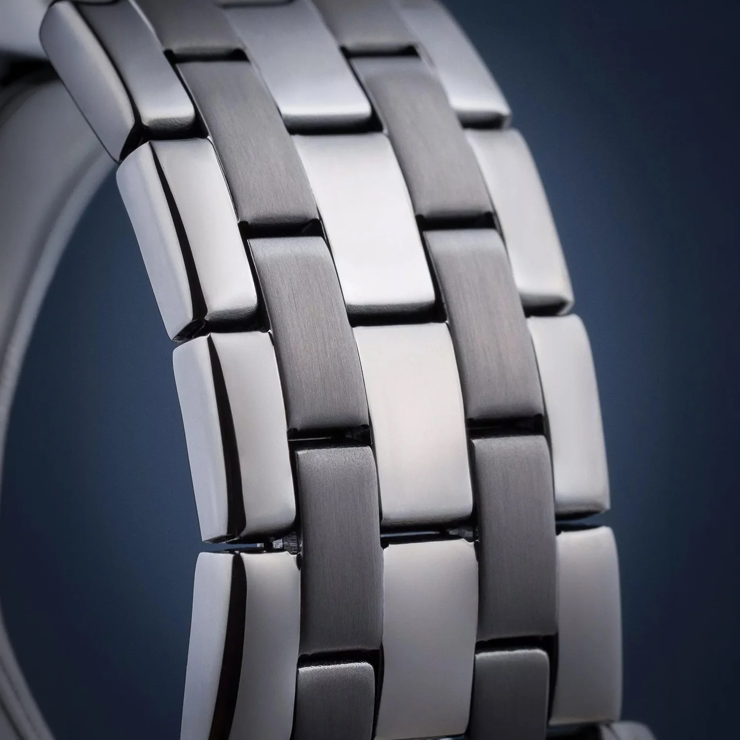 Premiere Men Quartz Gun Dial Analog Stainless Steel Watch A8303.S116Q - Image 8