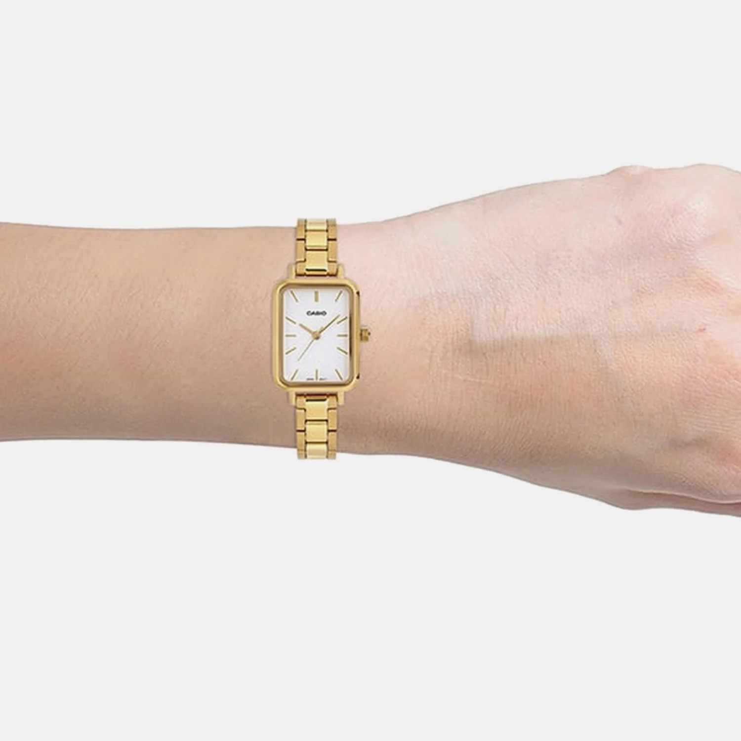 Enticer Women Quartz White Dial Analog Stainless Steel Watch A2520 LTP-V009G-7EUDF - Image 4