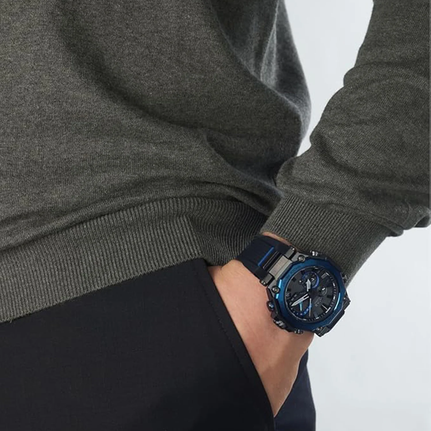 Men Quartz Black Dial Analog Resin Watch MTG-B2000B-1A2DR G1730 - Image 6