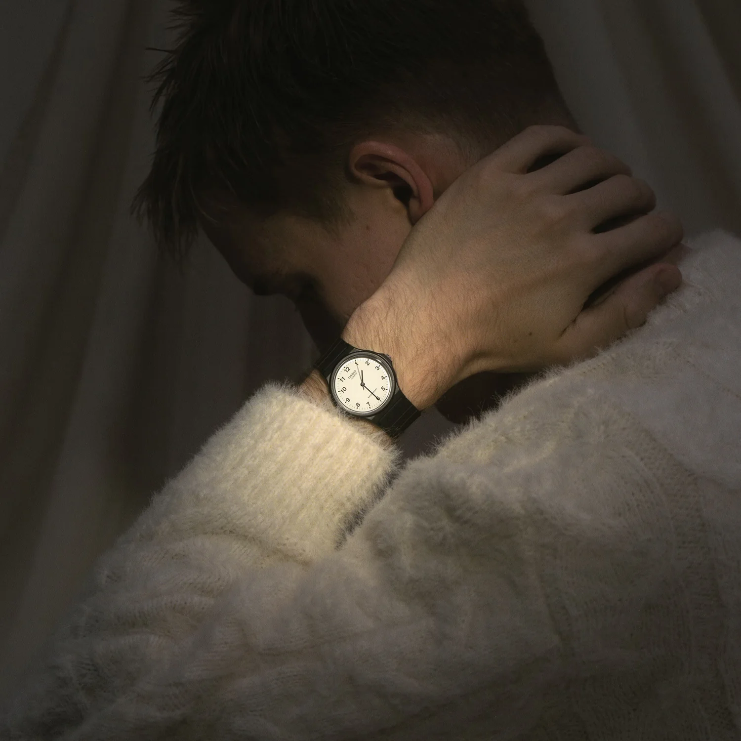 Youth Unisex Quartz White Dial Analog Resin Watch A2531 - Image 2