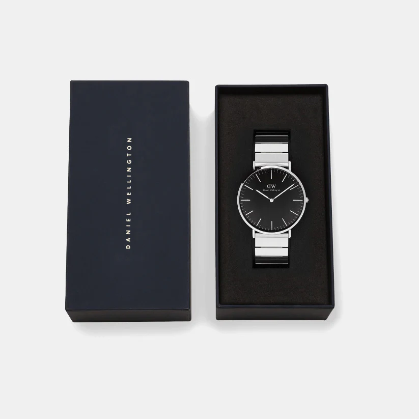 Classic Men Quartz Black Dial Analog Stainless Steel Watch DW00100774 - Image 4