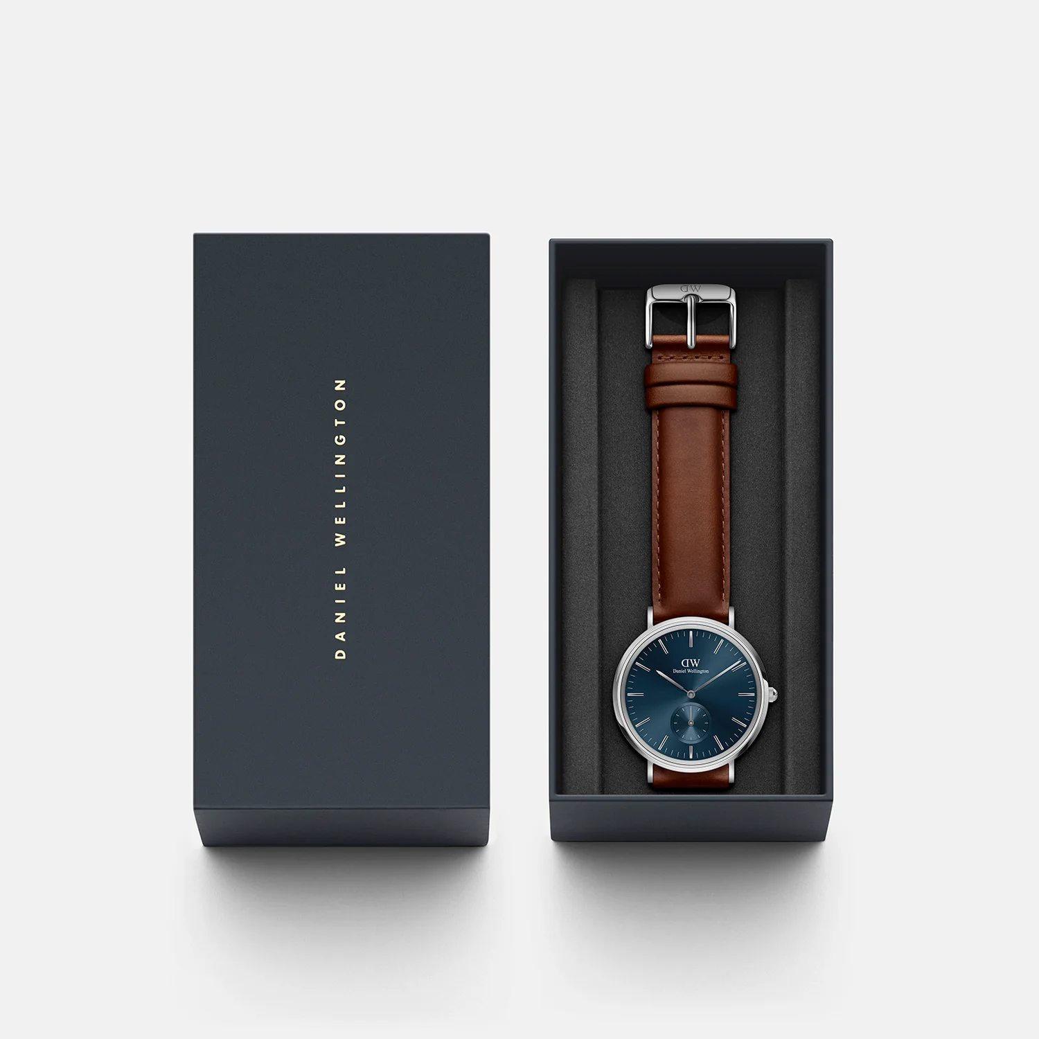 Classic Men Quartz Blue Dial Analog Leather Watch DW00100709K - Image 5