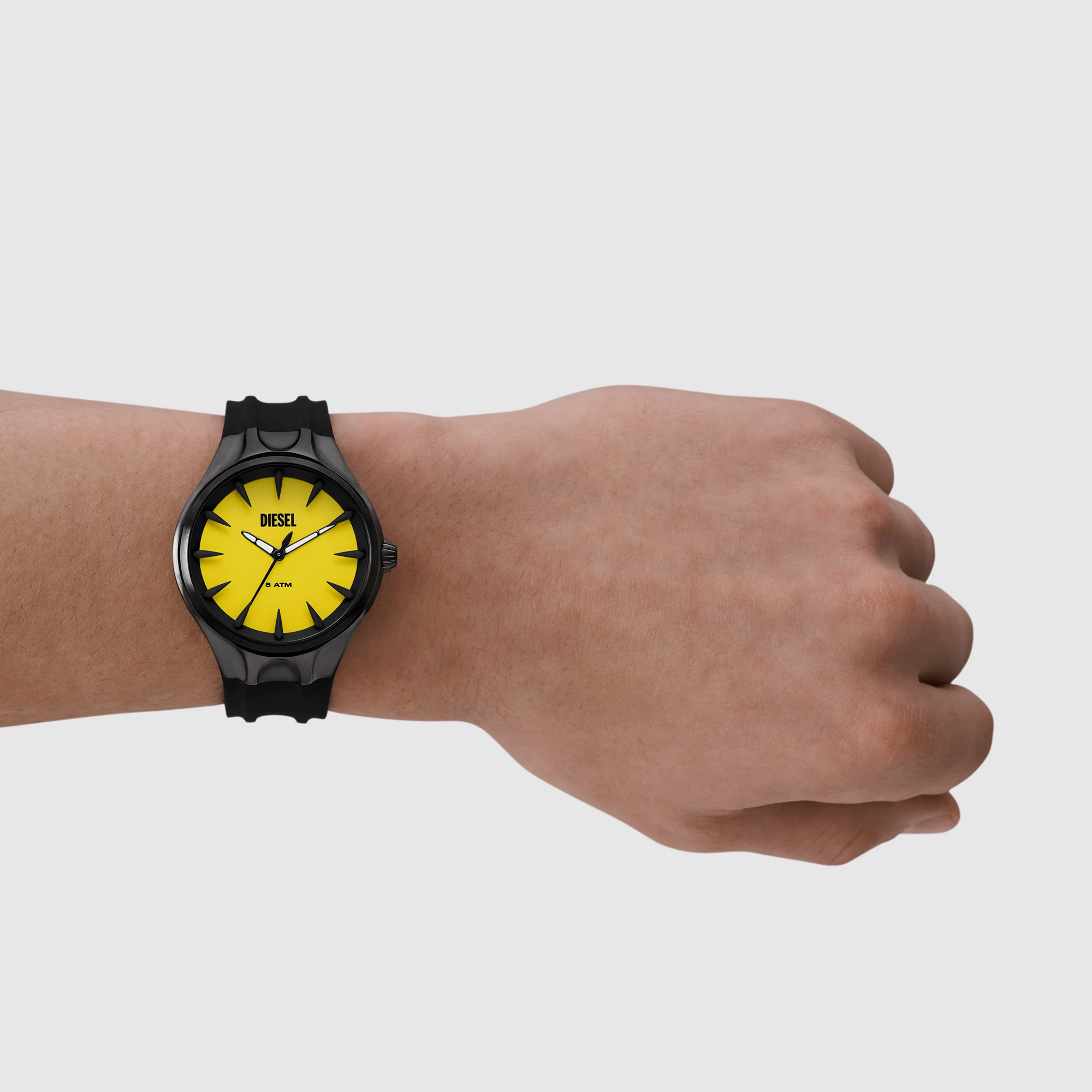 Streamline Men Quartz Yellow Dial Analog Silicone Watch DZ2201 - Image 4
