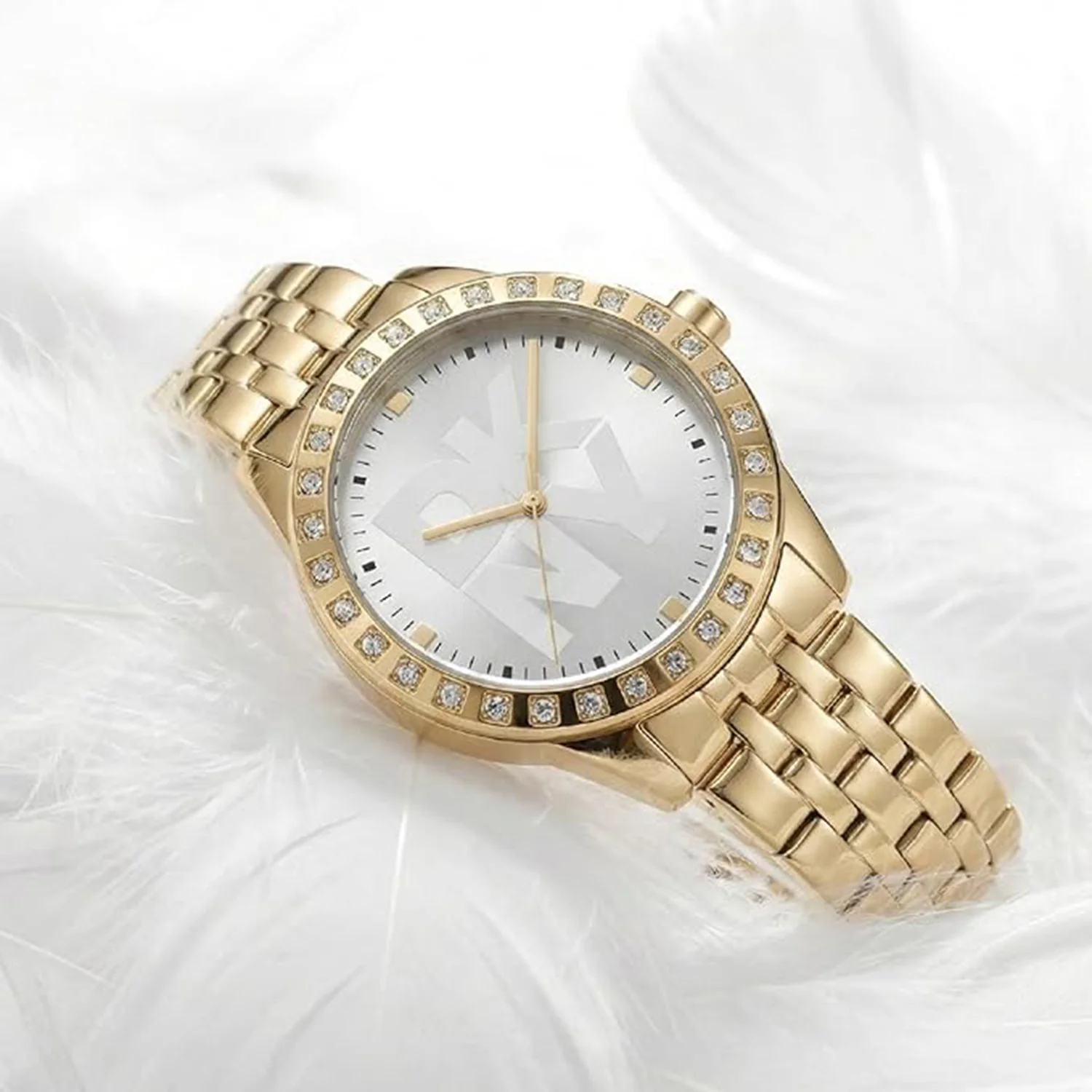 Parsons Glitz Women Quartz Silver Dial Analog Stainless Steel Watch DK1L059M0055 - Image 4