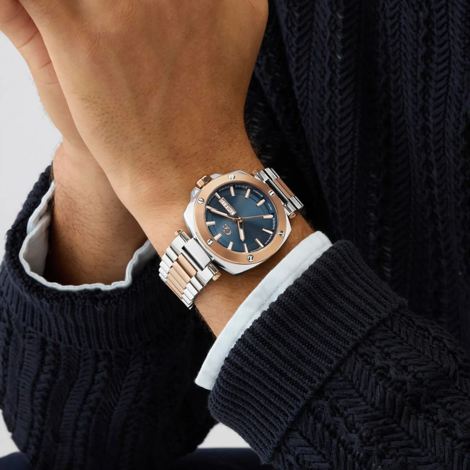 Dress Men Quartz Blue Dial Analog Stainless Steel Watch Z78002G7 - Image 5