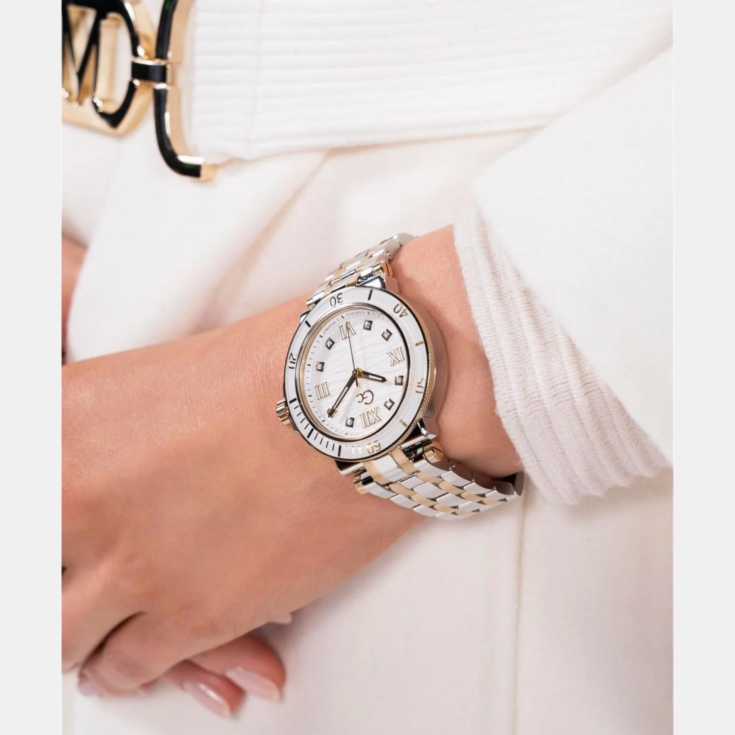One Sport Women Quartz White Dial Analog Stainless Steel Watch Z45002L1MF - Image 8
