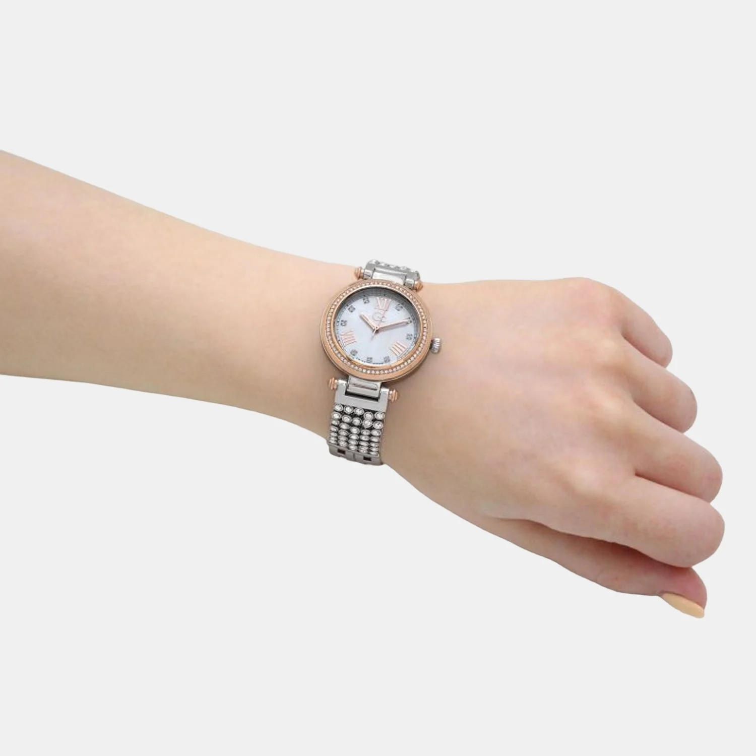 Prime Chic Women Quartz White Dial Analog Stainless Steel Watch Y47009L1MF - Image 4