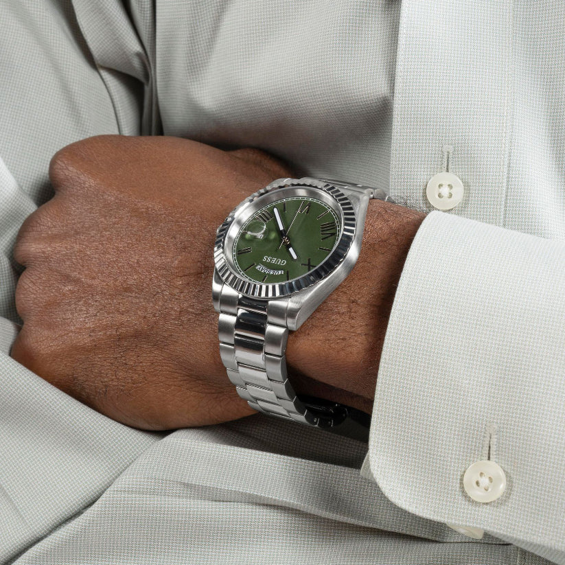 Connoisseur Men Quartz Green Dial Analog Stainless Steel Watch GW0265G10 - Image 7