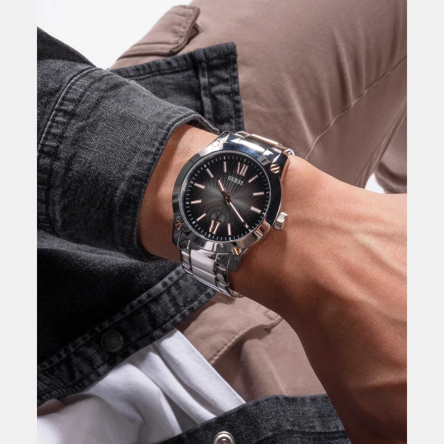 Crescent Men Quartz Grey Dial Analog Stainless Steel Watch GW0574G1 - Image 7