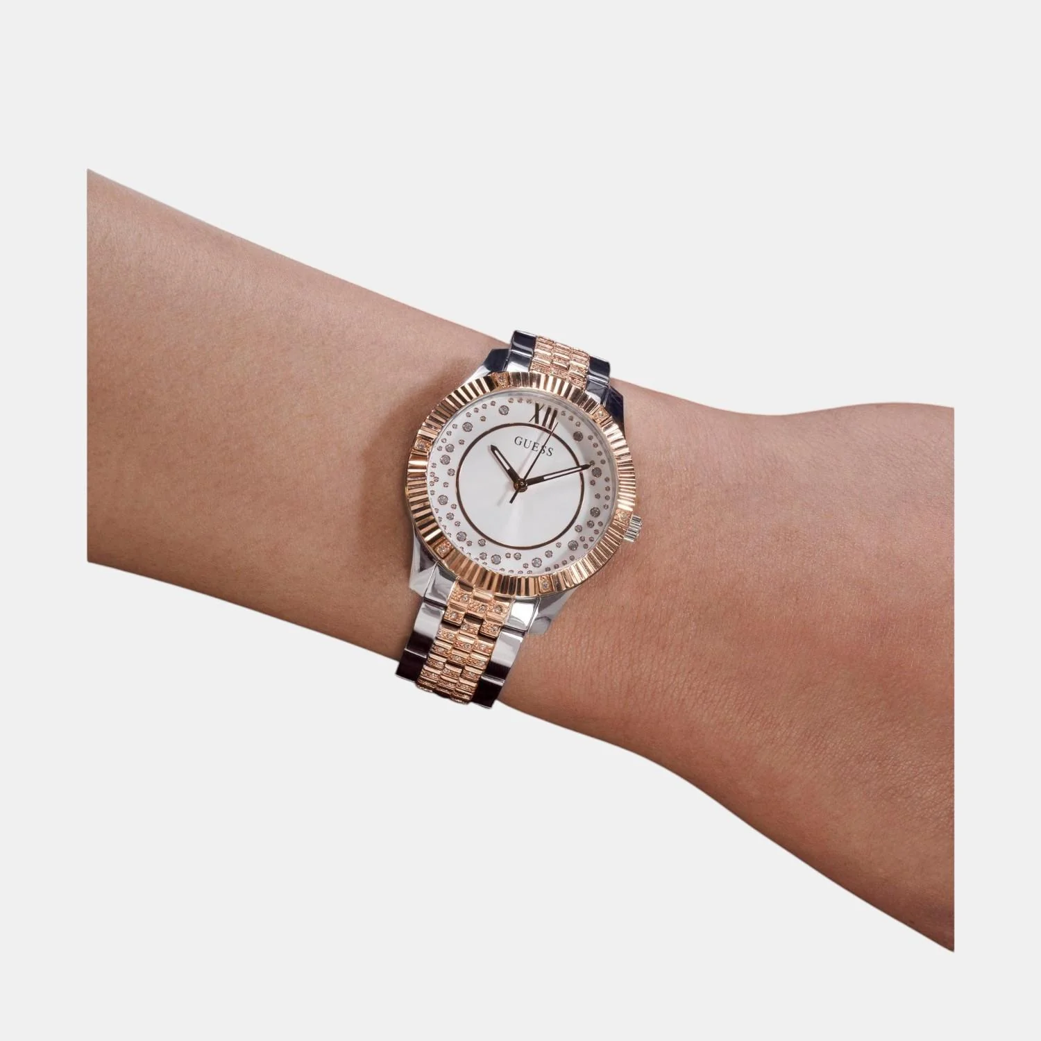 Dress Women Quartz Silver Dial Analog Stainless Steel Watch GW0765L2 - Image 8