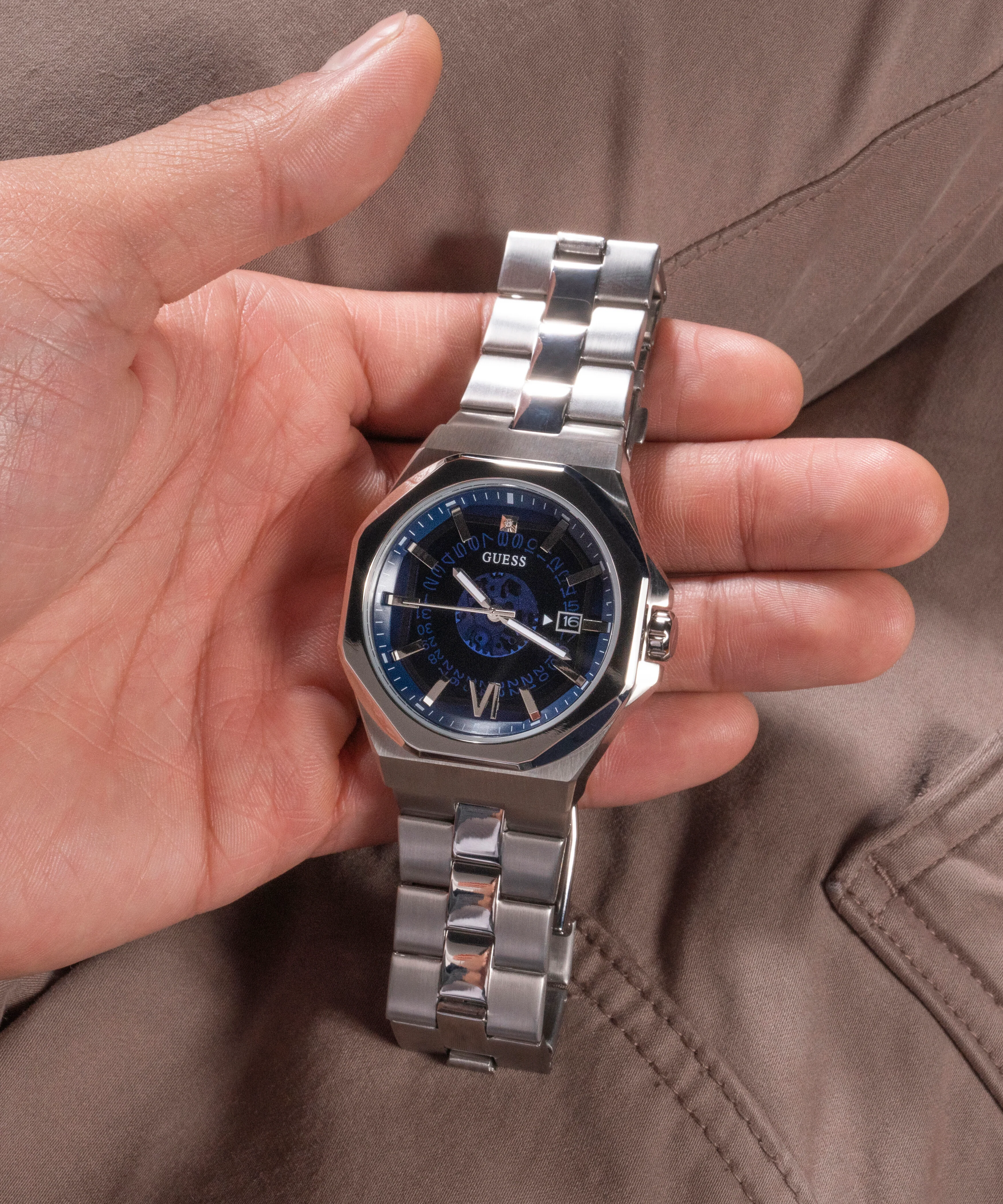Men Quartz Blue Dial Analog Stainless Steel Watch GW0573G1 - Image 8