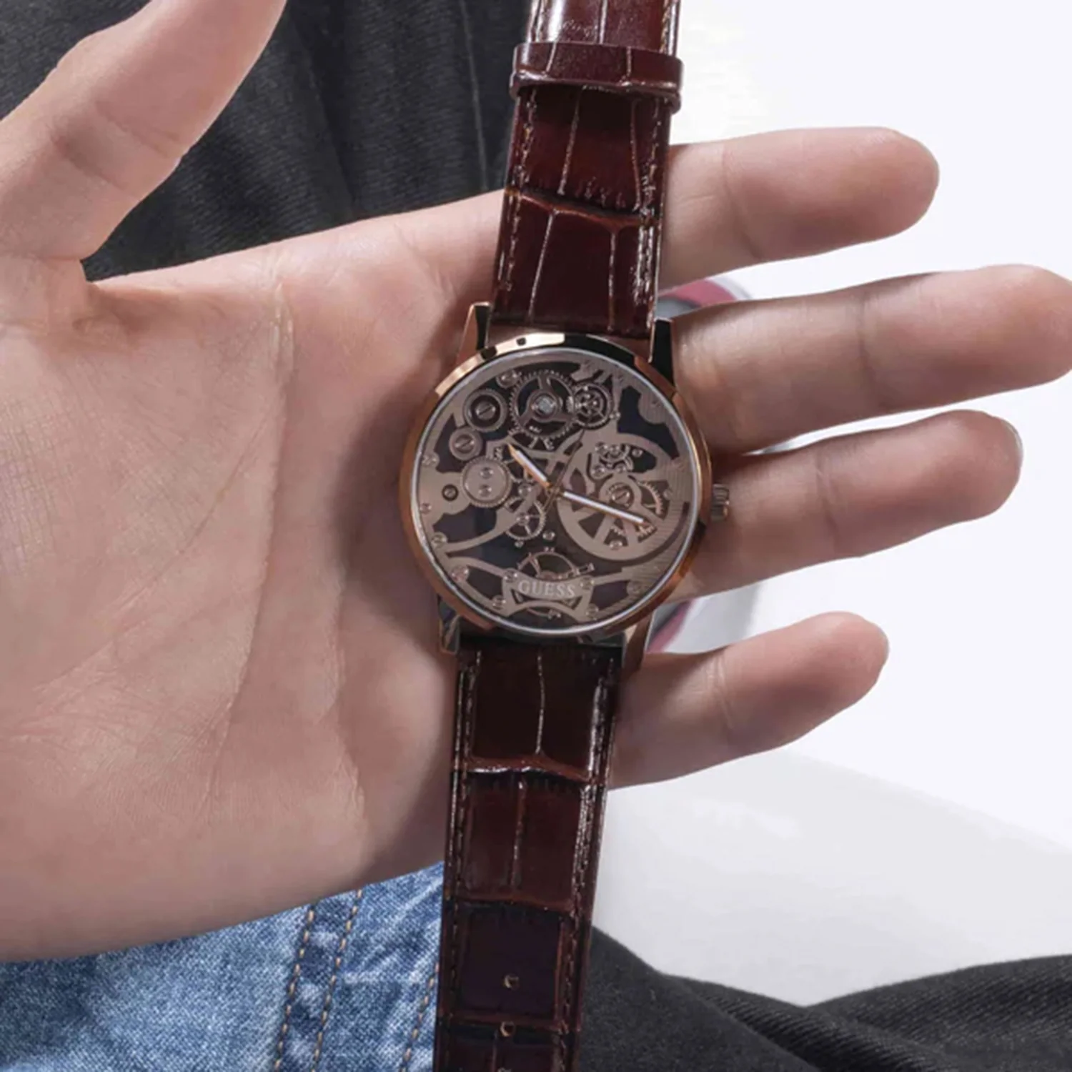 Men Quartz Brown Dial Analog Leather Watch GW0570G2 - Image 4