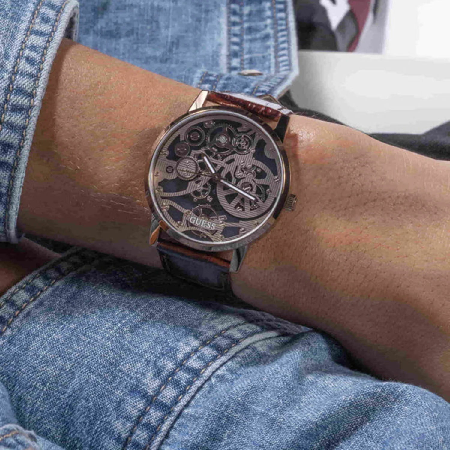 Men Quartz Brown Dial Analog Leather Watch GW0570G2 - Image 5