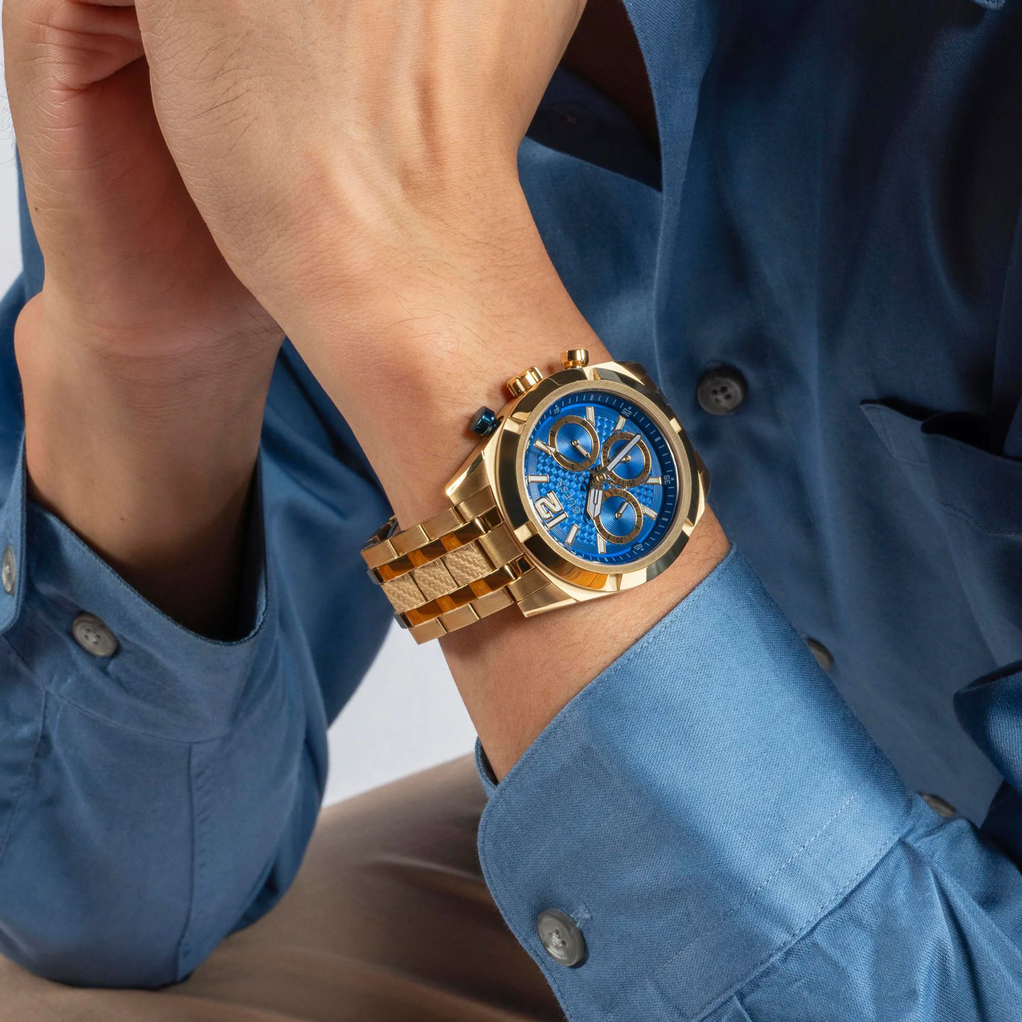 Resistance Men Quartz Blue Dial Multi-Function Stainless Steel Watch GW0714G2 - Image 4