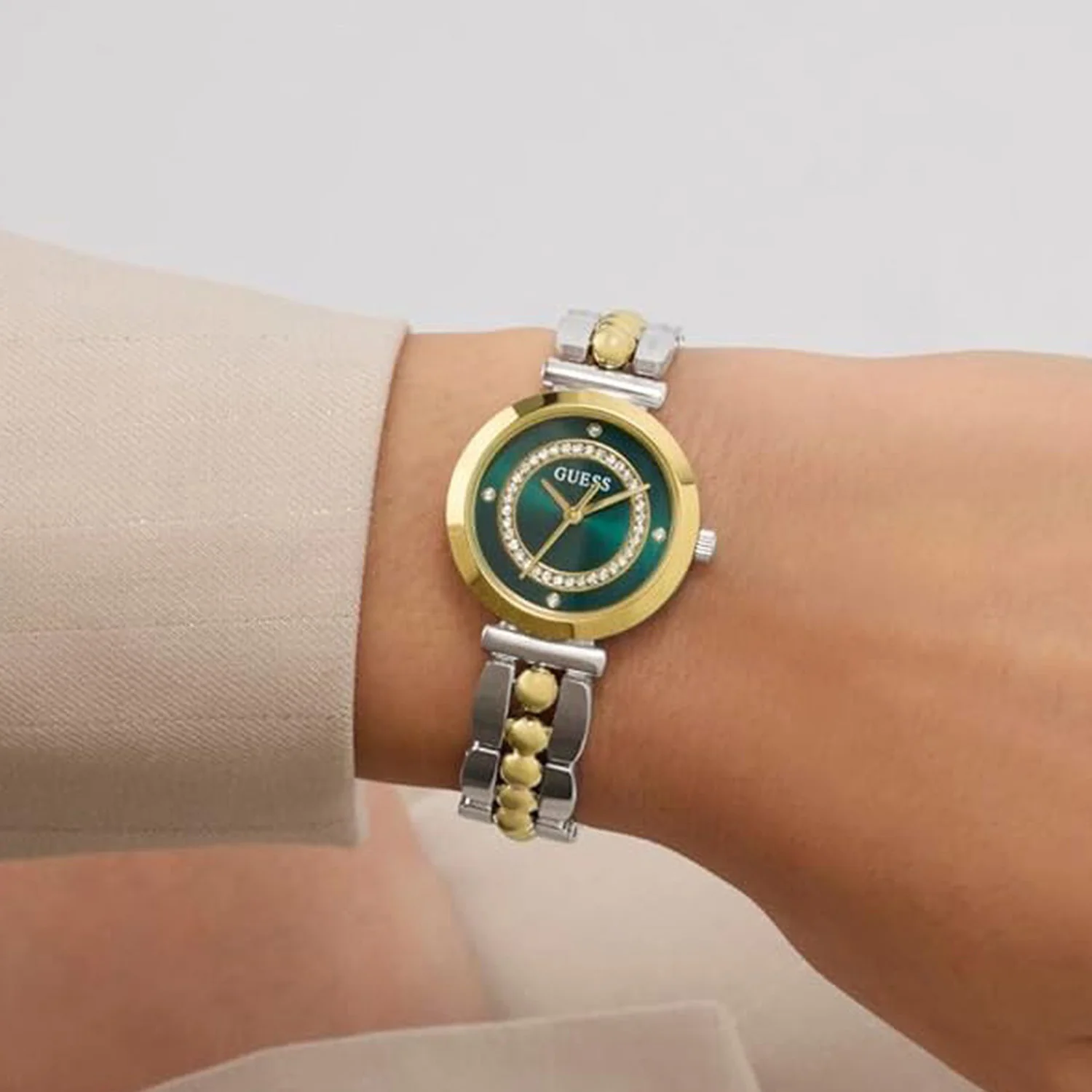 Women Quartz Green Dial Analog Stainless Steel Watch GW0994L3 - Image 6