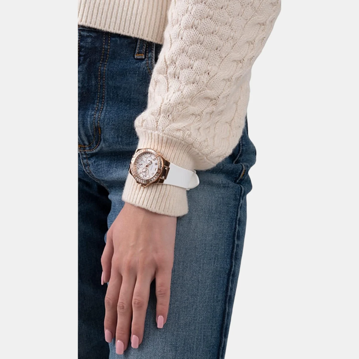 Women Quartz White Dial Chronograph Silicone Watch GW0118L4 - Image 6