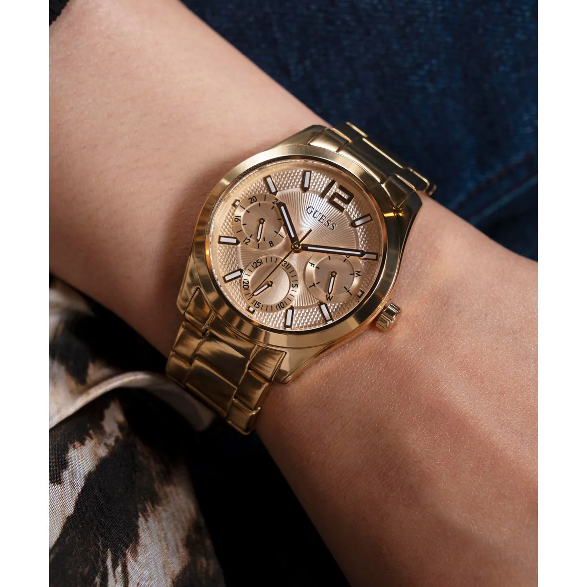 Zoe Women Quartz Champagne Dial Multi-Function Stainless Steel Watch GW0760L2 - Image 8