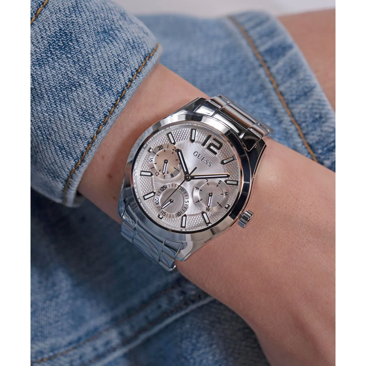 Zoe Women Quartz Silver Dial Multi-Function Stainless Steel Watch GW0760L1 - Image 8