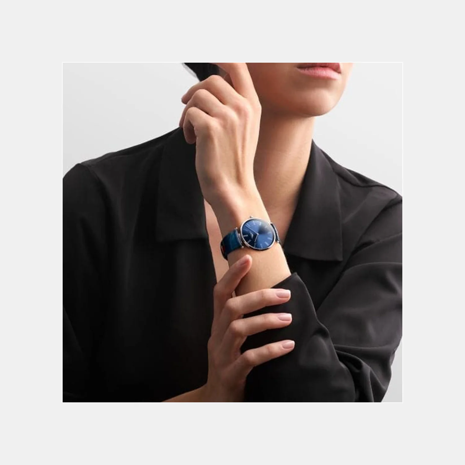 La Grande Classique De Women Quartz Blue Dial Analog Leather Watch L48664942 - Image 4