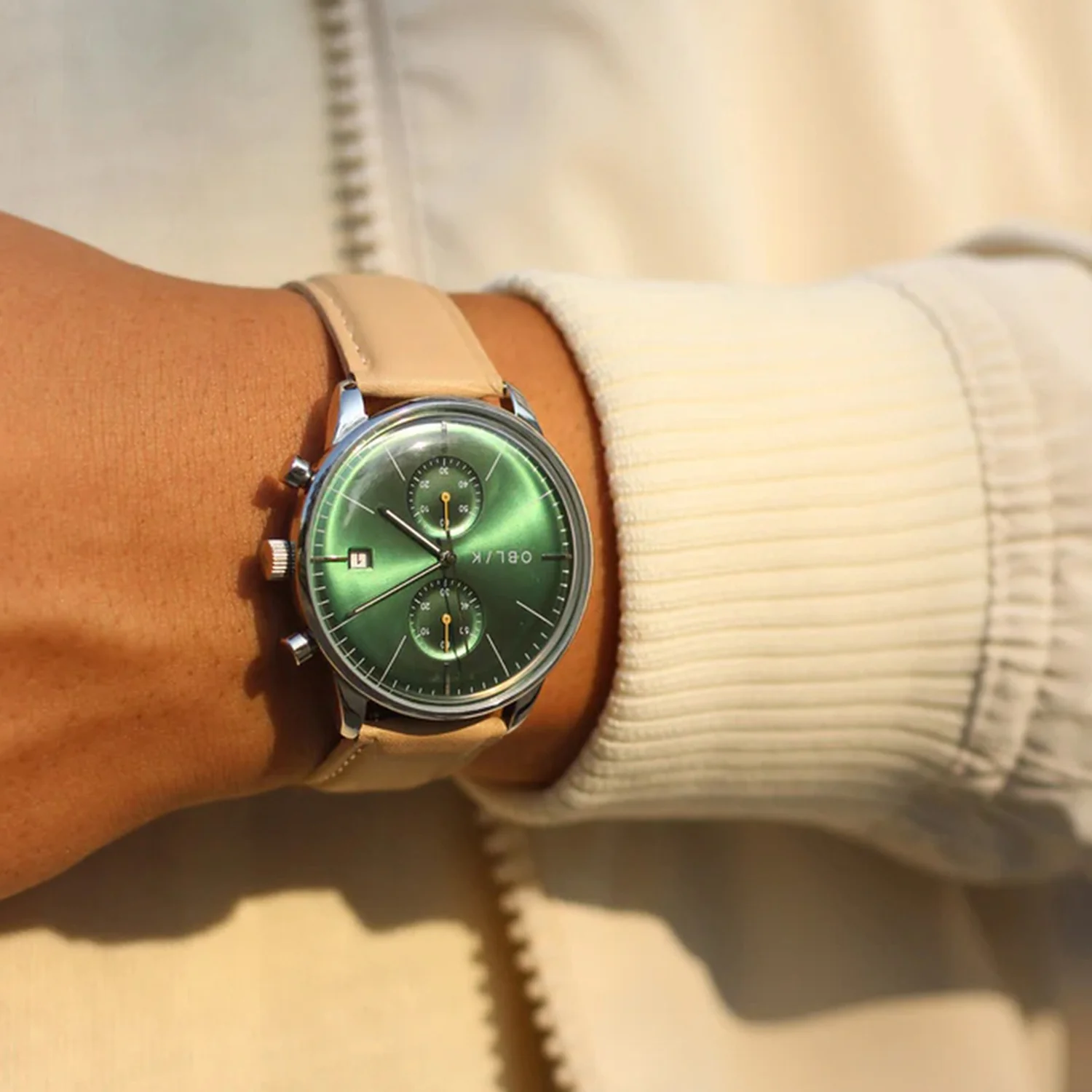 Vertu Men Quartz Green Dial Chronograph Leather Watch - Image 4