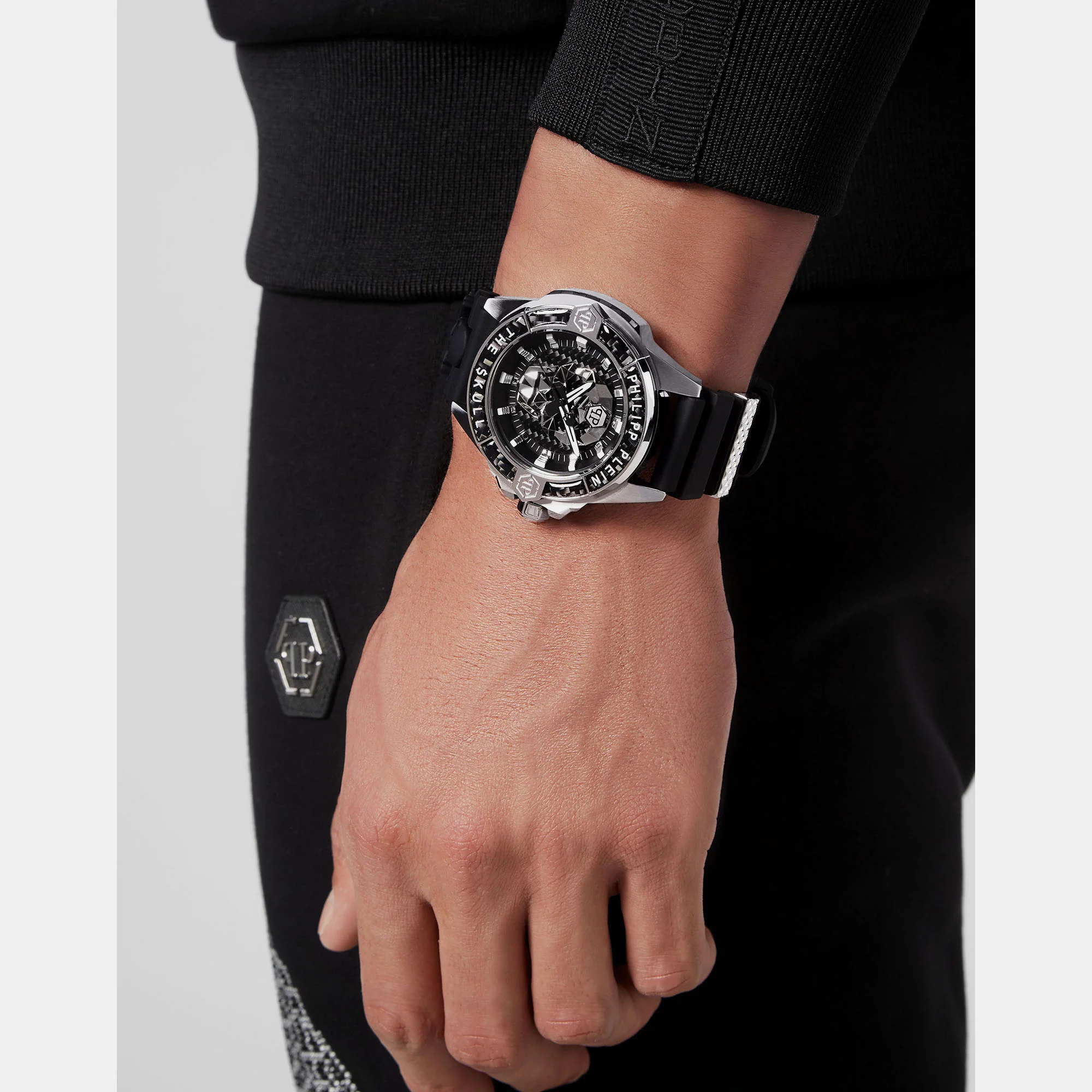 Men Quartz Black Dial Analog Silicone Watch PWAAA1622 - Image 5