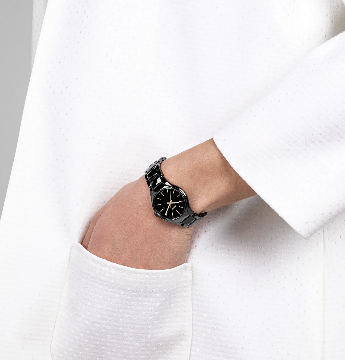 True Round Women Quartz Black Dial Analog Ceramic Watch R27059162 - Image 6