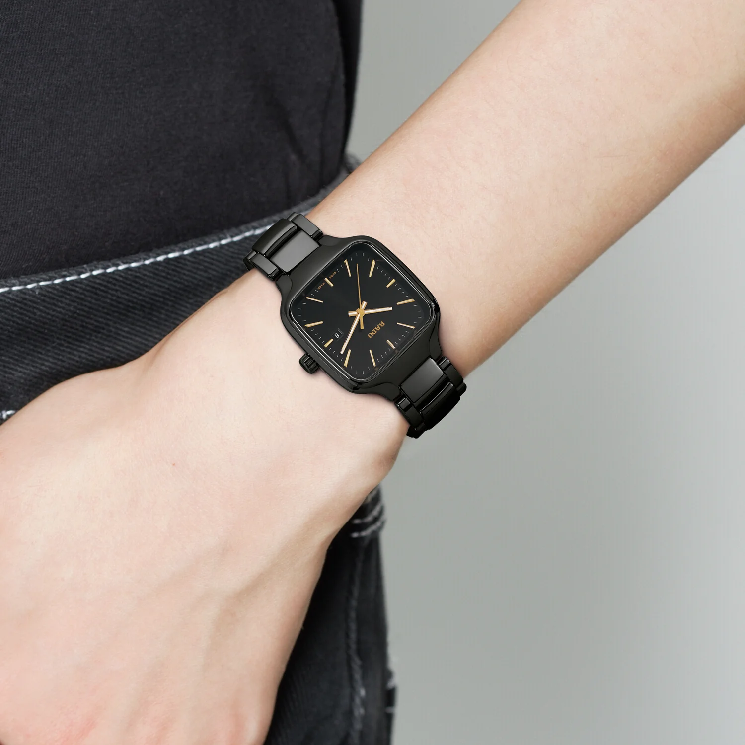 True Square Women Quartz Black Dial Analog Ceramic Watch R27080162 - Image 9