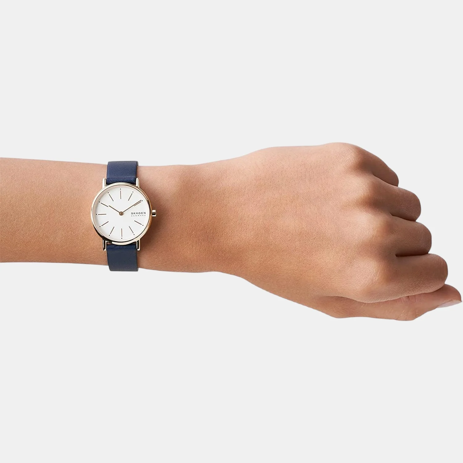 Women Quartz White Dial Analog Leather Watch SKW2838 - Image 4