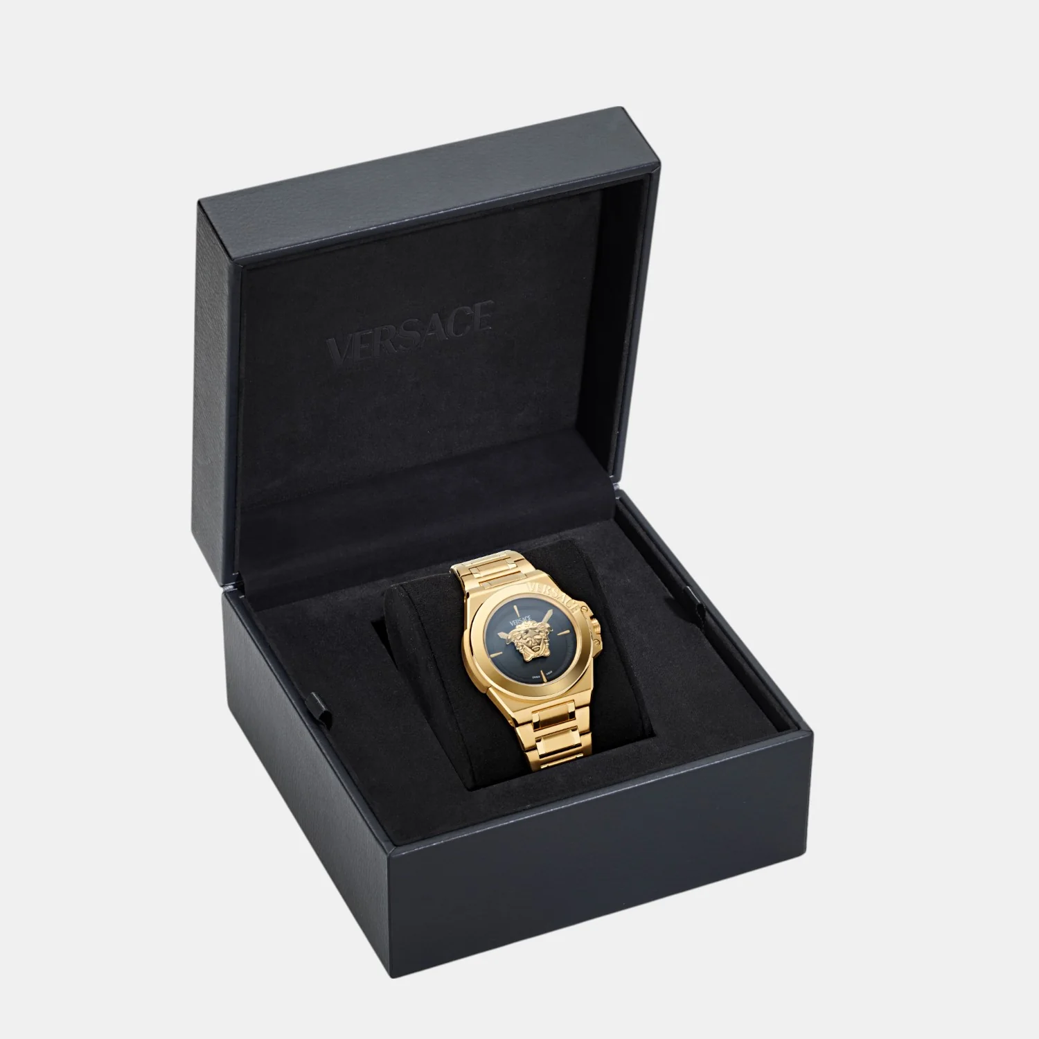 Hera Women Quartz Black Dial Analog Stainless Steel Watch VE8D00624 - Image 3